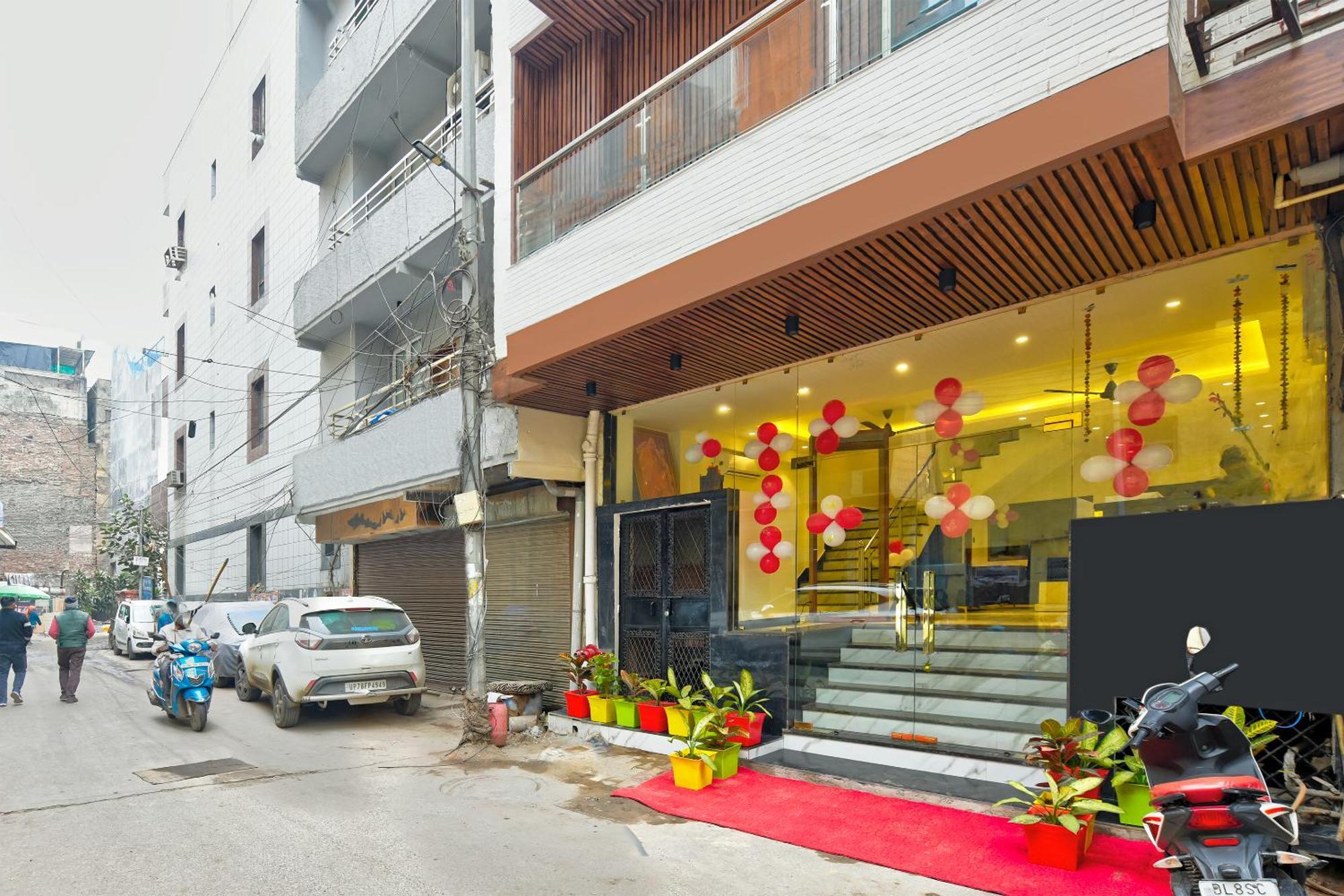 Hotel Surya Plaza Új-Delhi Kültér fotó