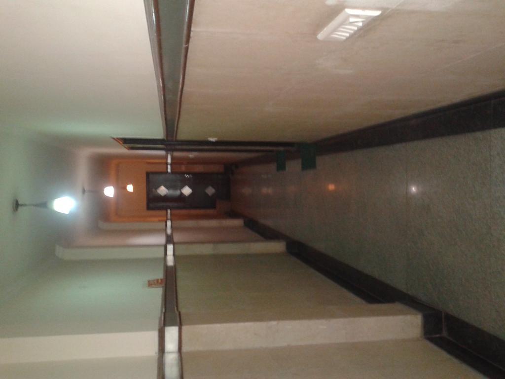 Hotel Surya Plaza Új-Delhi Kültér fotó